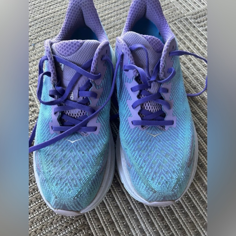 Women’s Hoka Clifton 9 Shoes